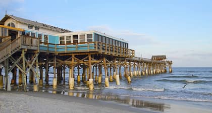 Days Inn by Wyndham Cocoa Beach Port Canaveral