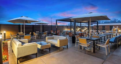 Holiday Inn Hotel and Suites Richmond West End by IHG