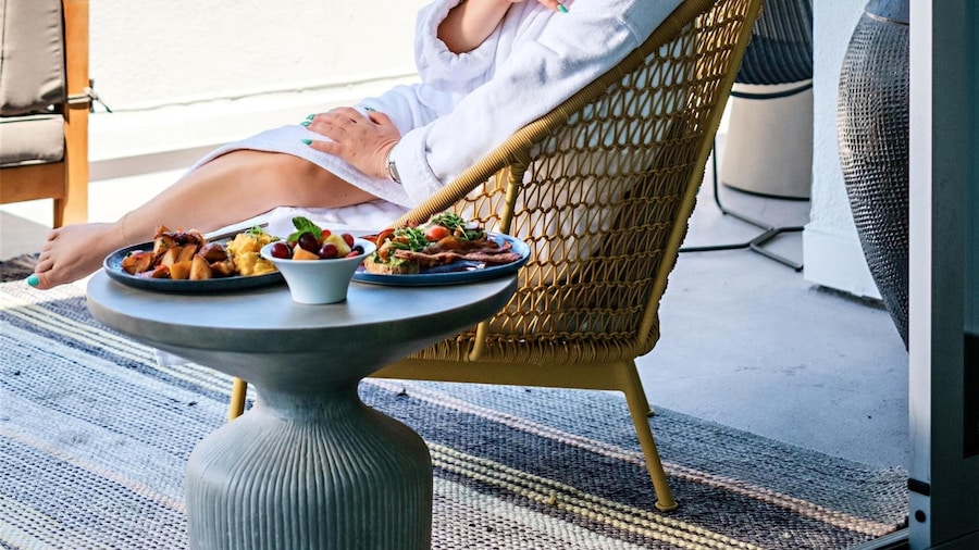 ANDAZ WEST HOLLYWOOD, BY HYATT