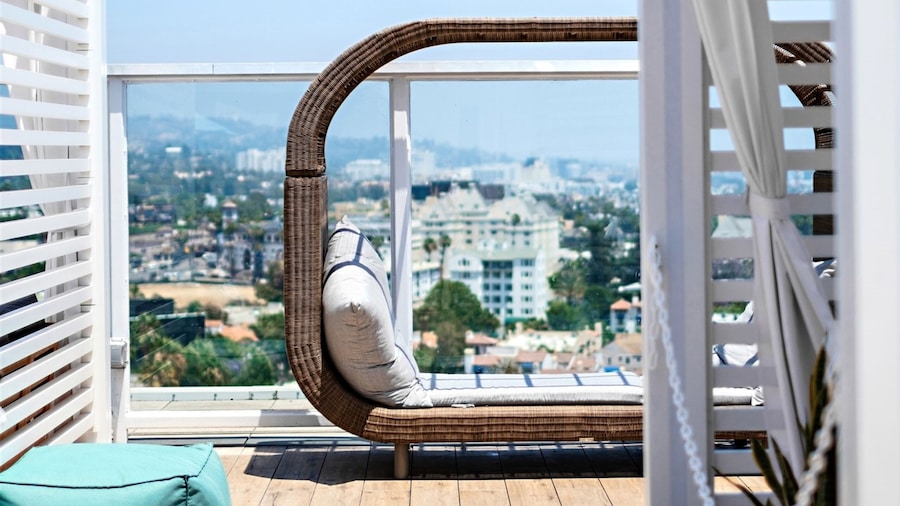 ANDAZ WEST HOLLYWOOD, BY HYATT