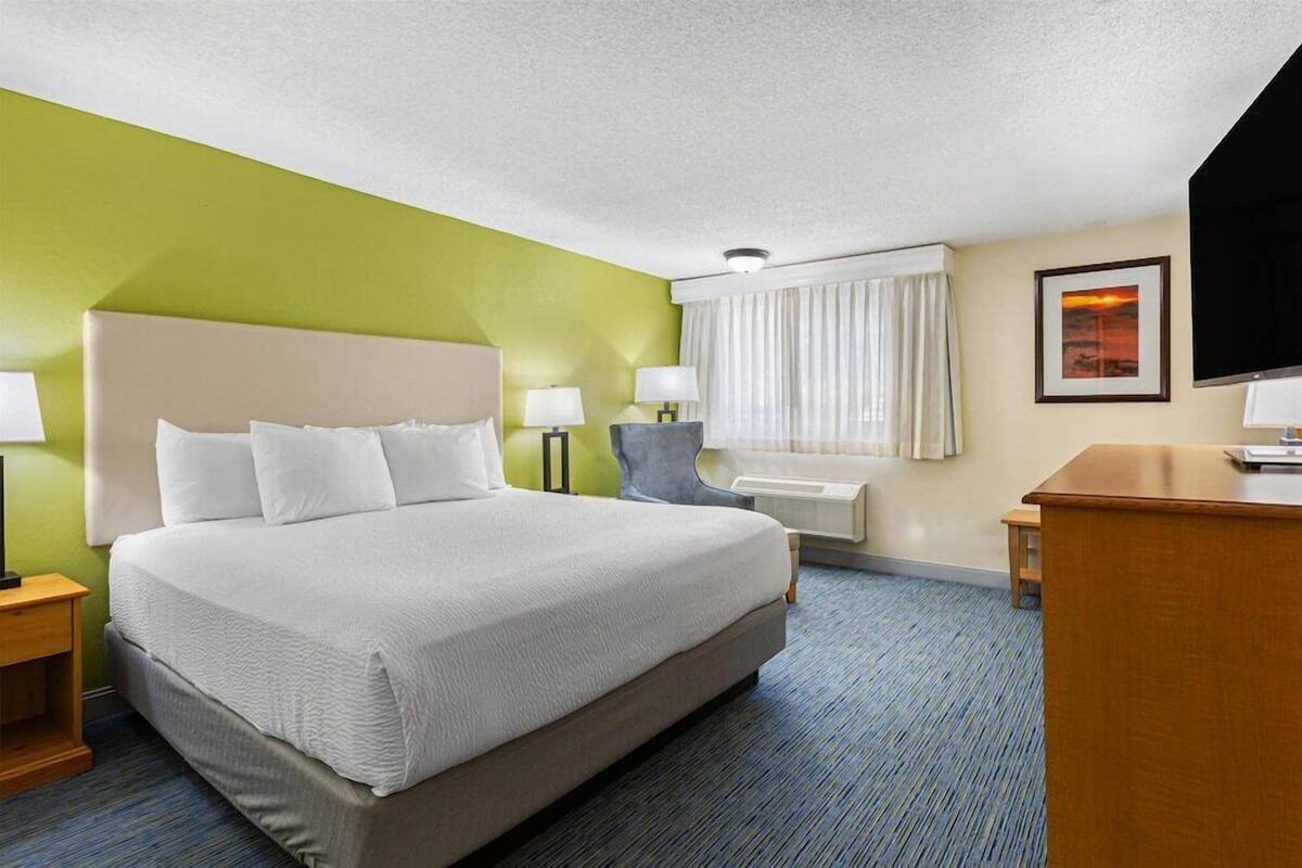 In-room safe, desk, laptop workspace, blackout curtains