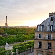1er Arrondissement
リネンチェックテーラードジャケット Visit 1st Arrondissement: Best of 1st Arrondissement, Paris