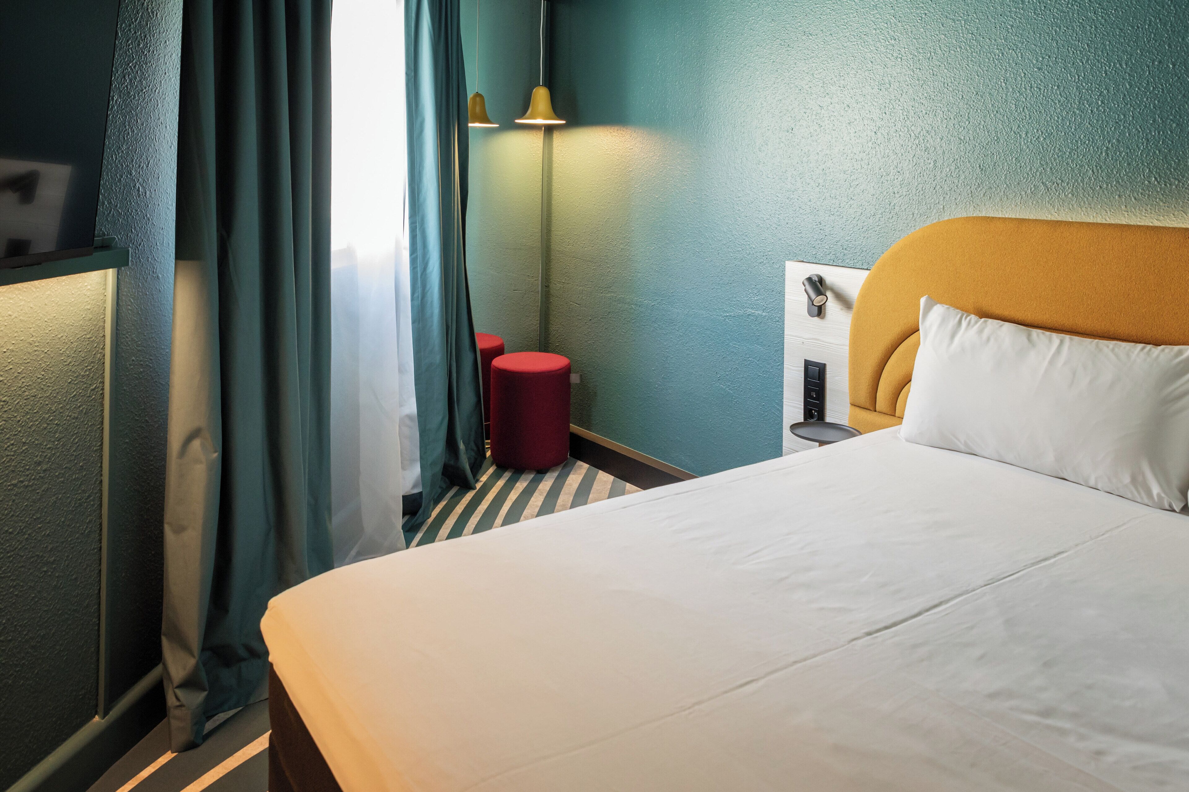 Standard Room, 1 Double Bed, Accessible | Blackout drapes, soundproofing, iron/ironing board, free WiFi