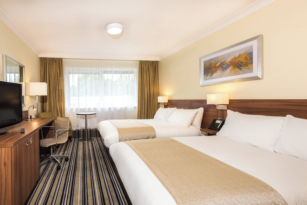 Standard Room, 2 Double Beds | Desk, blackout drapes, WiFi (free), bed sheets