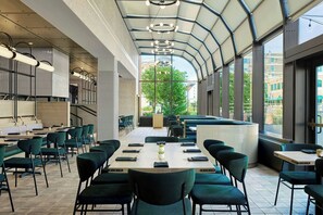 Restaurant - Delta Hotels by Marriott Muskegon Convention Center (Muskegon)