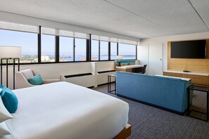 1 bedroom, desk, laptop workspace, blackout curtains