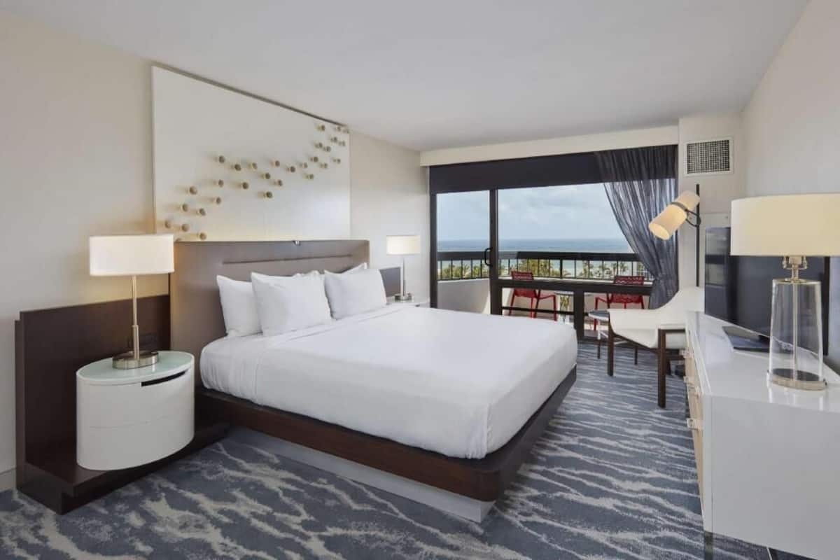 In-room safe, individually decorated, individually furnished, desk