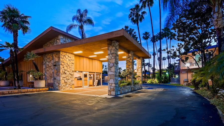 Best Western Pine Tree Motel