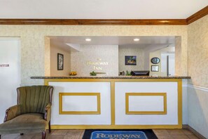 Lobby - Rodeway Inn at Nevada State Capitol (Carson City)