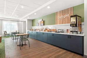 Desayuno continental incluido todos los días