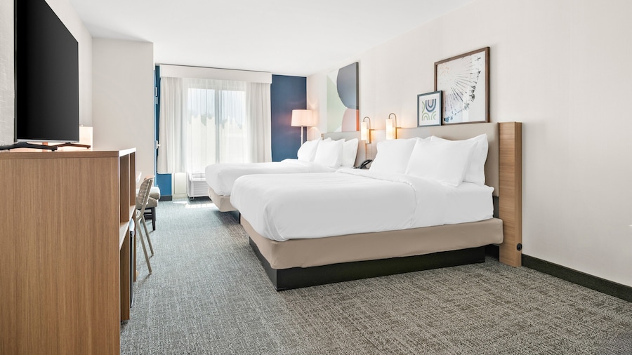 Spark by Hilton Hummelstown Hershey