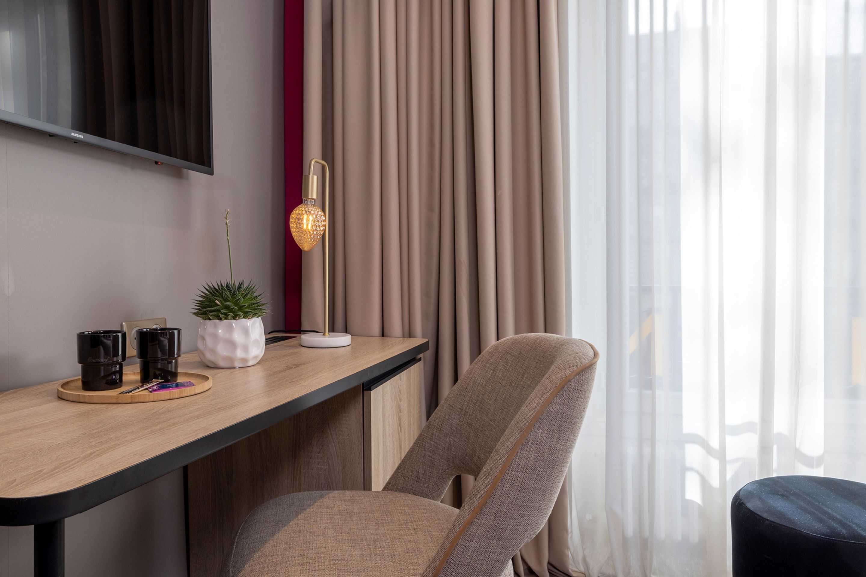 twin room | hypo-allergenic bedding, minibar, in-room safe, desk