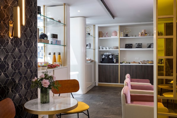 Daily buffet breakfast (EUR 18 per person)