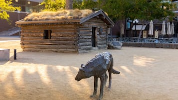 สถานที่น่าสนใจ