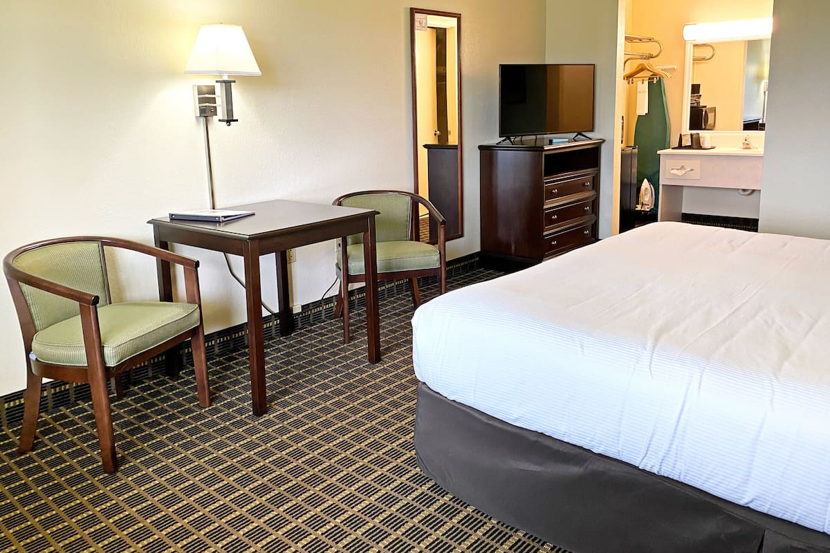 Desk, laptop workspace, blackout drapes, free WiFi