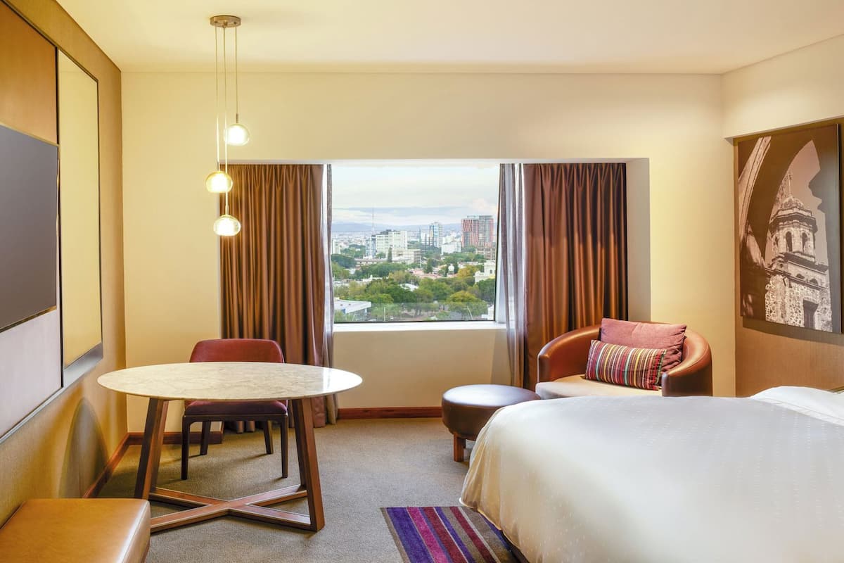 Down comforters, minibar, in-room safe, desk