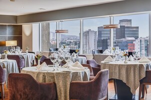 Frühstück und Abendessen