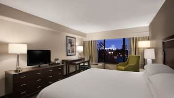 Premium bedding, in-room safe, desk, laptop workspace