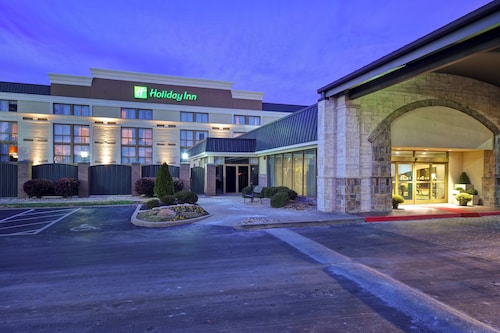 Holiday Inn Cincinnati-Riverfront by IHG