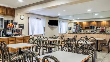 Free daily continental breakfast