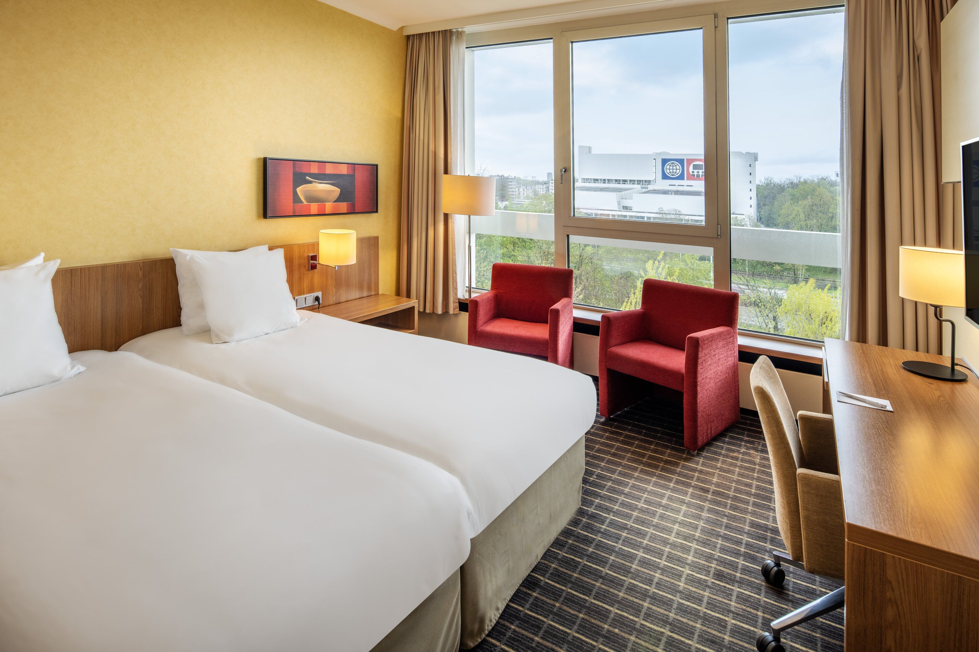 Premium bedding, minibar, in-room safe, desk