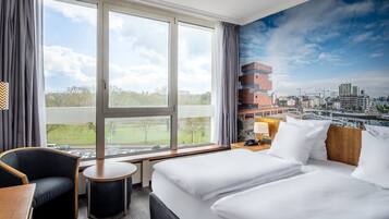 Premium bedding, minibar, in-room safe, desk