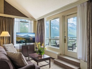 1 bedroom, premium bedding, pillowtop beds, minibar