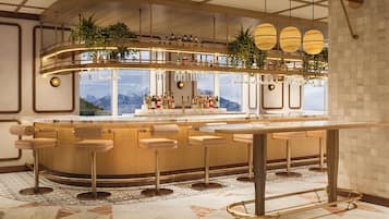 2 restaurants, breakfast served