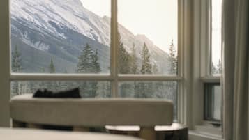Ropa de cama de alta calidad, colchones con pillow-top y minibar