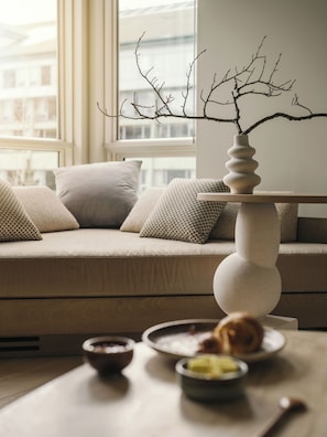 Suite, 1 Bedroom | Premium bedding, pillowtop beds, minibar, in-room safe