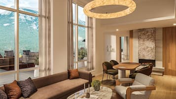 Luxe beddengoed, pillowtop-bedden, een minibar, een kluis op de kamer