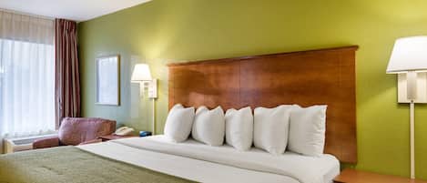 Desk, iron/ironing board, free WiFi, bed sheets