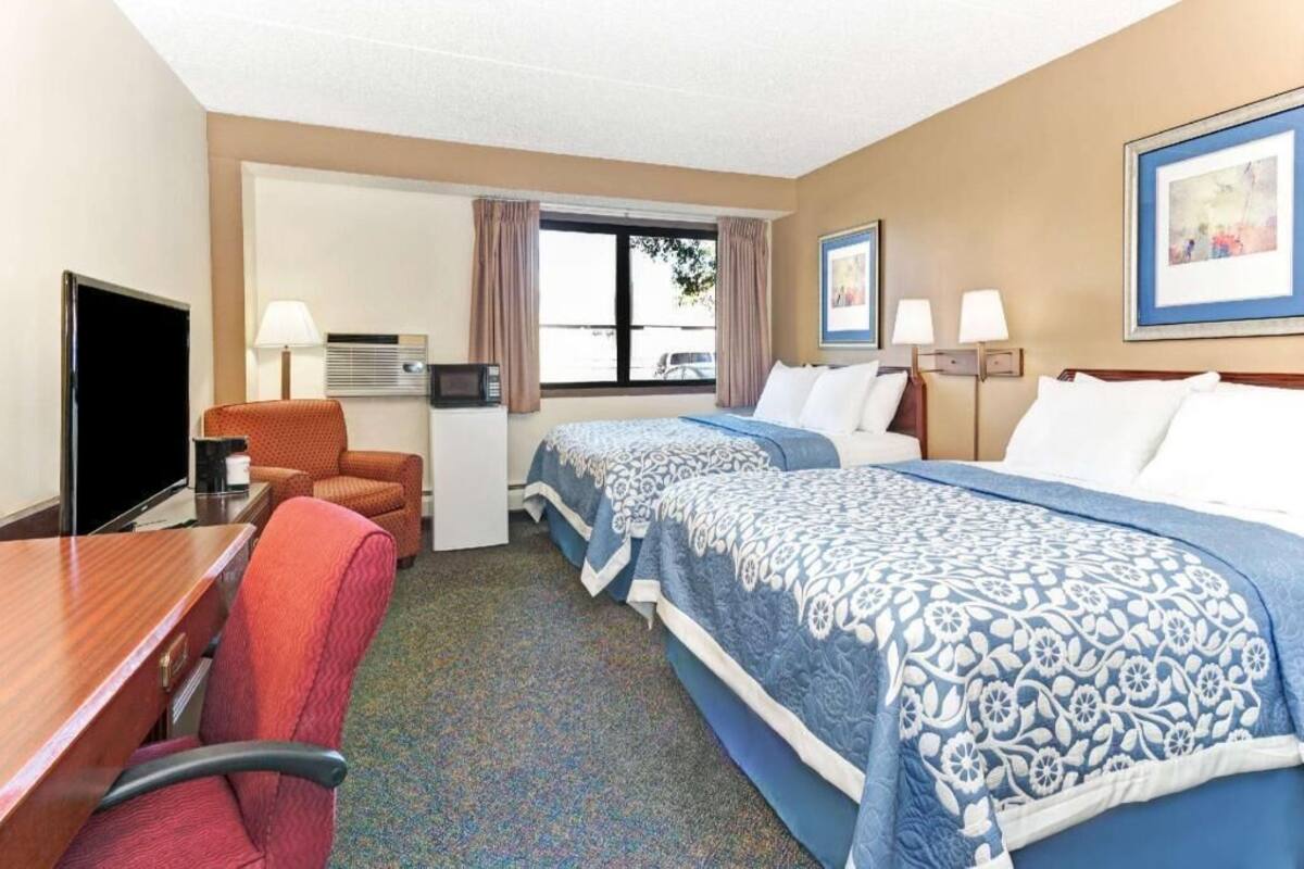 Premium bedding, desk, blackout drapes, iron/ironing board