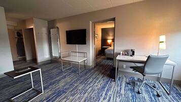 Suite, 1 King Bed, Non Smoking, Refrigerator (Separate Living Room;with Sofabed)