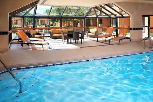 Courtyard by Marriott Toledo Airport Holland