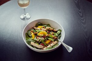 Se sirven desayunos y cenas, cocina americana