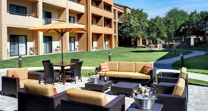 Courtyard by Marriott Toledo Airport Holland