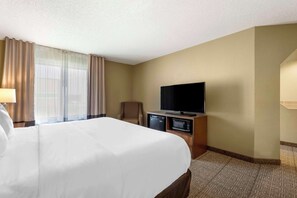 Suite, 1 King Bed, Non Smoking, Hot Tub