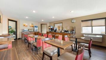 Petit déjeuner buffet compris