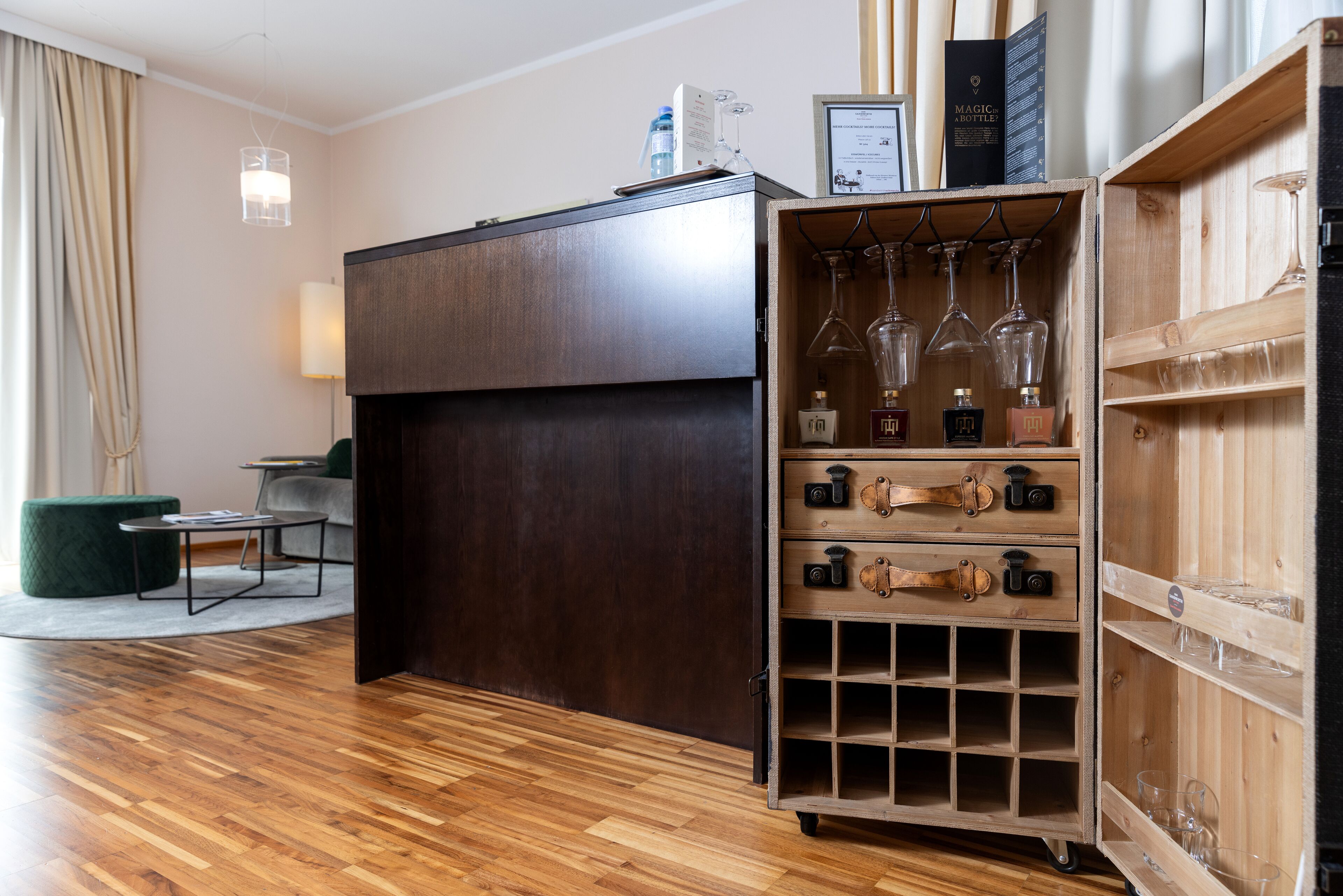 suite | room amenity