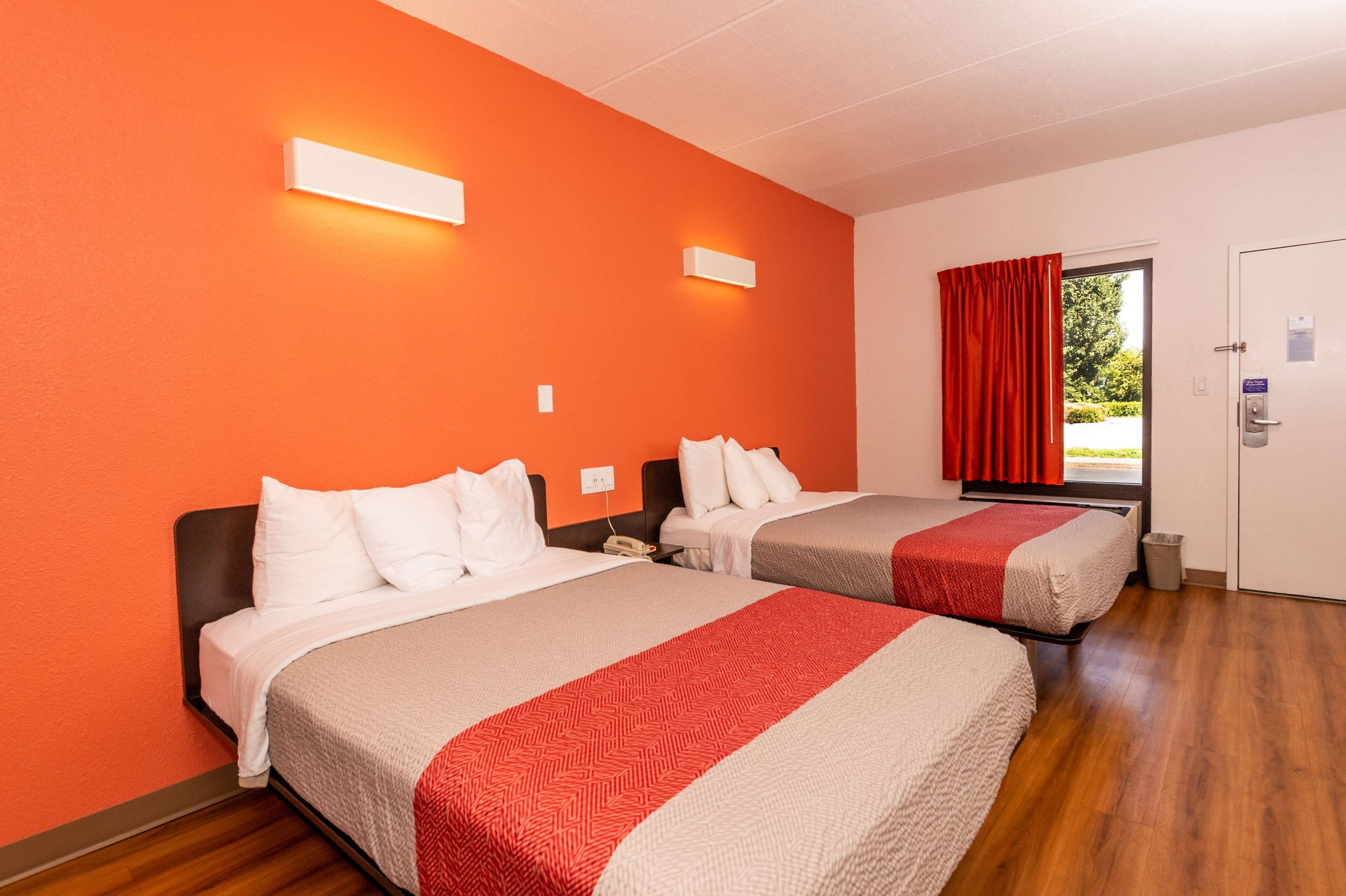 Deluxe Room, 2 Double Beds, Non Smoking, Refrigerator & Microwave | Desk, laptop workspace, rollaway beds, free WiFi