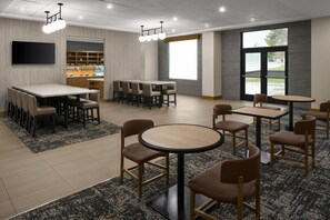 매일 뷔페 무료 아침 식사 포함