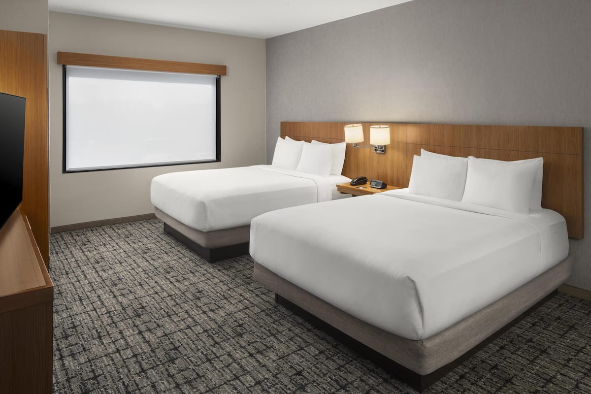 Hospitality Suite Two Queens | Pillowtop beds, desk, iron/ironing board, cribs (free)
