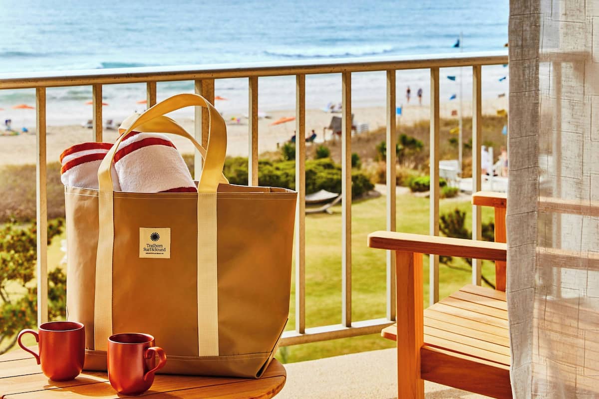 Literie de qualité supérieure, surmatelas, minibar