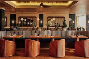 2 间餐厅,供应早餐