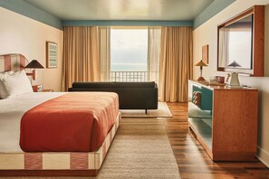 Biancheria da letto di alta qualità, materassi a doppio strato, minibar