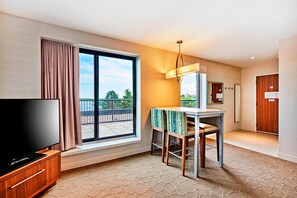 Bureau, espace de travail pour ordinateur portable