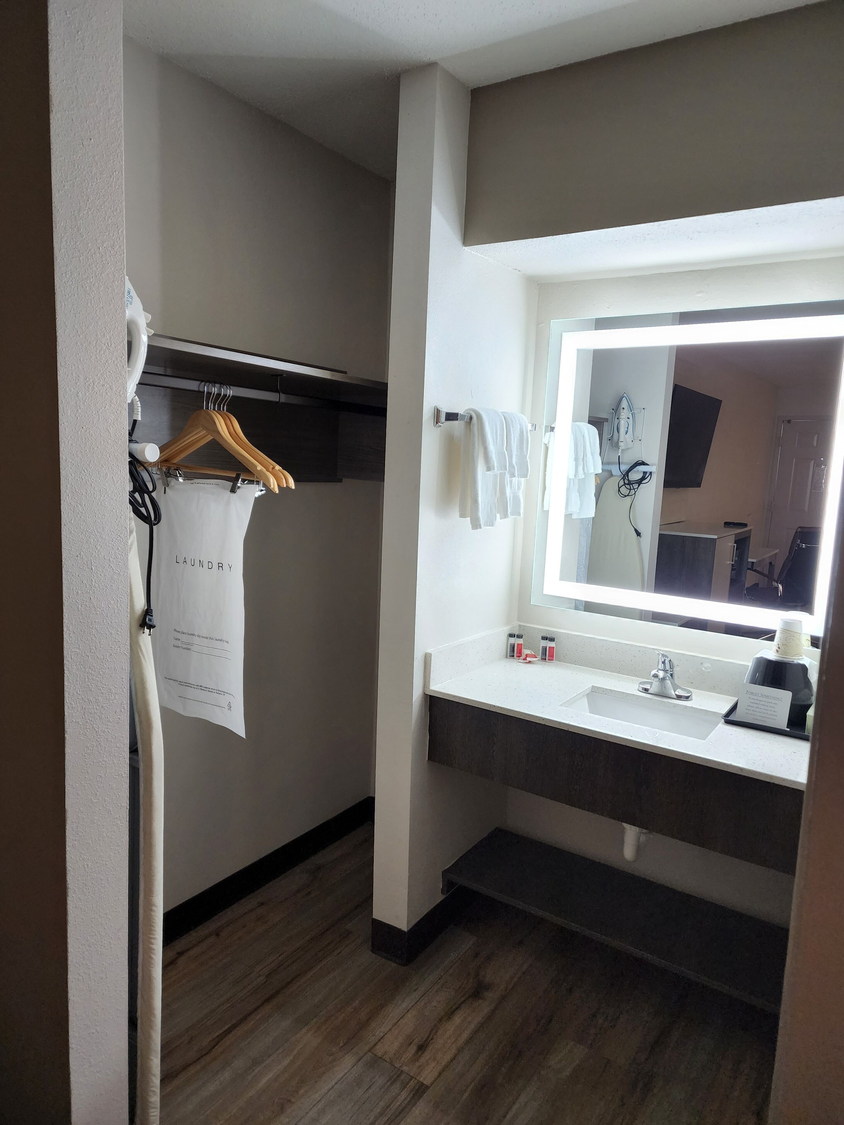 desk, soundproofing, iron/ironing board, free wifi