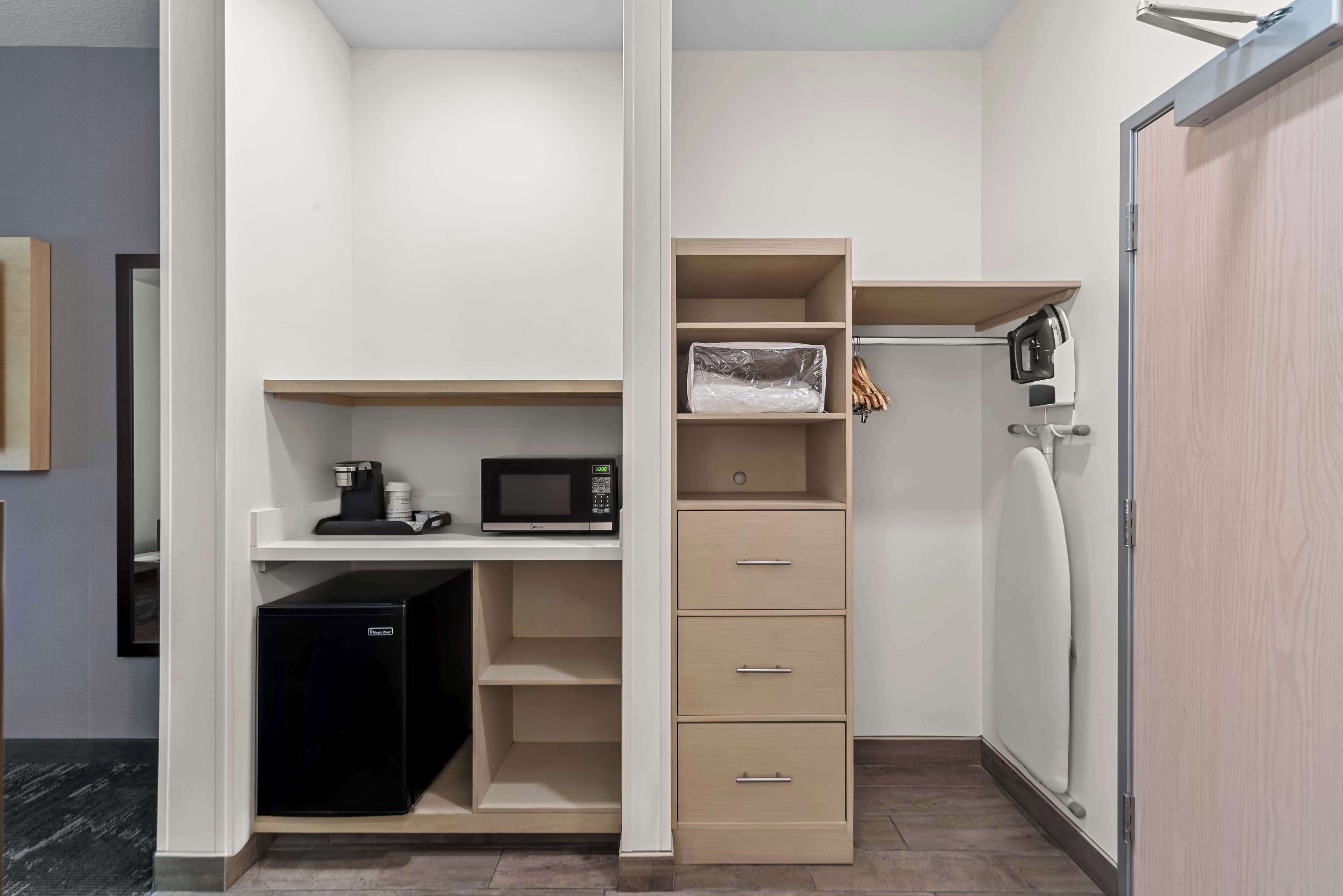 desk, laptop workspace, iron/ironing board, free wifi