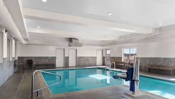 Una piscina techada
